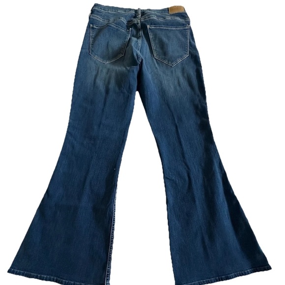 Women's Hollister Blue Flared Jeans, Size 13 Short - Picture 3 of 5